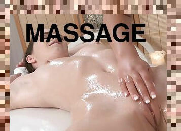 Seductive Massage And Wet Cunt Lesbian Massage Rooms