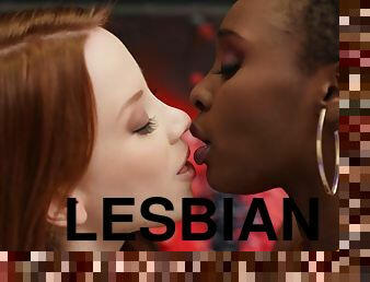 Interracial lesbian pussy licking - Zaawaadi and Lottie Magne