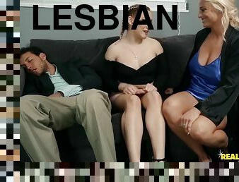 Daisy Lynne and Paris Knight hot lesbian sex video