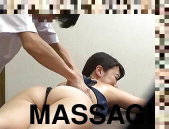 Massage leads to passionate sex with a Japanese amateur. HD
