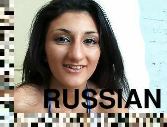 Russian Girl Tries Herself In Porn Industry