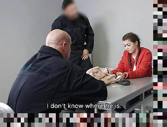 Teen doesnt know where security officer have taken her but she gets fucked