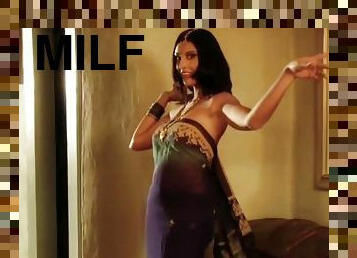 Bollywood Naked Daning MILF While Dancing With Sexy Body