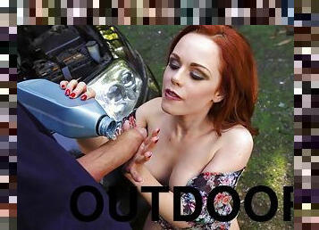 en-plein-air, fellation, milf, hardcore, pornstar, couple, doigtage, voiture, rousse, pute