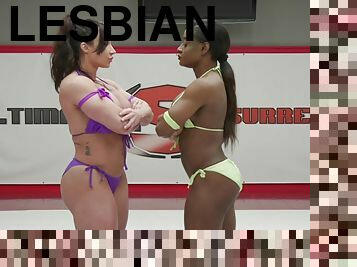 horny lesbian Brandi Mae use a strapon to please her girlfriend