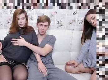 Russian threesome on webcam