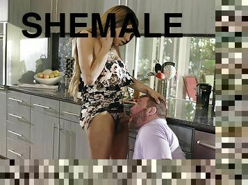 Big ass shemale Jessy Dubai loves having dirty sex in the kitchen