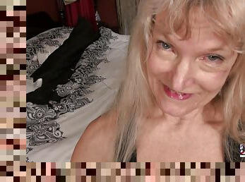 poilue, masturbation, vieux, mature, granny, milf, jouet, maman, compilation, mère