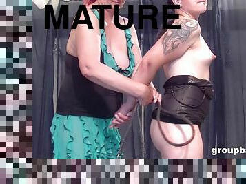 mature, babes, granny, ados, trio, rousse, mari