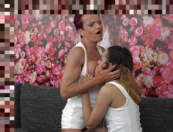 Tattooed and pierced lesbian couple Esperanza del Horno and Kim O.