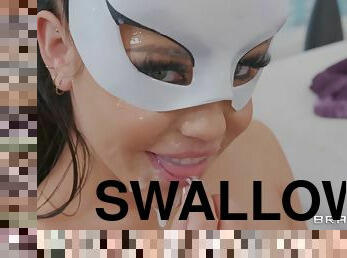 Kinky Latina Alina Lopez sprayed with cum on her face in a mask