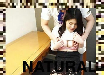 Natural Japanese beauty Ikegami Mahiro creampied at a hotel room