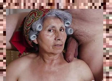 Matures and grannies pictured while enjoying sexual life naked and sexy