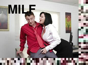 Milf boss seduces her new employee and enjoys his huge dick