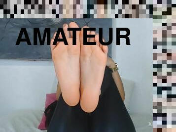 Nice minx horny foot fetish cam clip