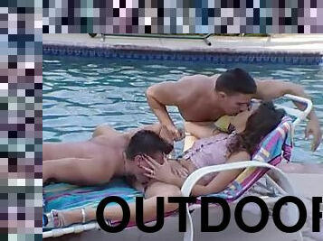 Slutty Kelli Tyler gets threesomed by the poolside