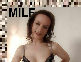 The craving milf in casting