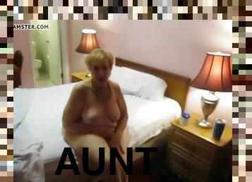 amateur, granny, ejaculation-interne, belle-femme-ronde, point-de-vue, tante, blonde, bout-a-bout