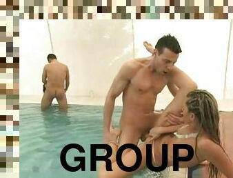 Temperature Rising Teen Have A Group Sex In A Pool