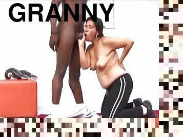 isoäiti-granny, milf, äityli, brasilia, perä-butt, ruskeaverikkö