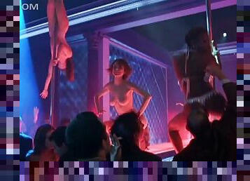 Lots Of Breathtaking Babes Dancing Topless In a Scene From 'Closer'