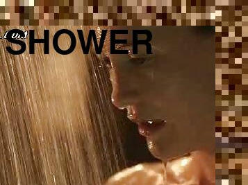 Sensual Movie Star Kelly Rowan Showering Totally Naked
