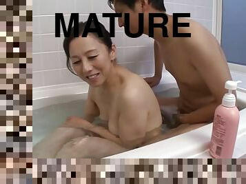 What a fancy way of taking care of mature Asian cougars