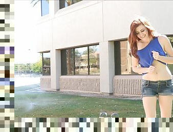 Outdoor solo action with admirable redhead chick Elle