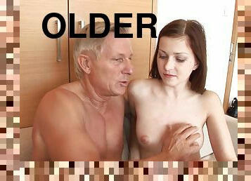 An older guy seduces a younger babe and drills her asshole