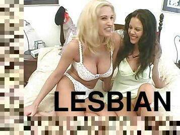 Porn babes with lusty tongues lick and finger lesbian cunts