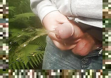 masturbation, en-plein-air, pisser, public, amateur, ejaculation-sur-le-corps, énorme-bite, gay, ejaculation, solo