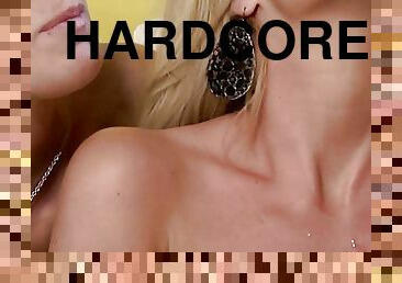 hardcore, gwiazda-porno, pierdolenie, siatkowe-stroje