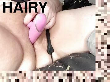 Fucking fat pussy with pink vibrator