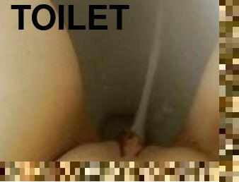 pisser, amateur, compilation, toilette, fétiche, solo, réalité