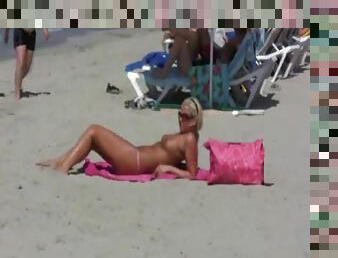 Hot Blonde Girl Gets Fucked On Beach