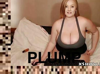 Cute plumper girl masturbation