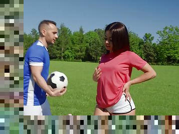 Fit brunette Martina Smeraldi gets butt fucked in outdoors
