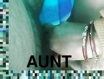 Hot tite pussy aunt fuck by a big dick 