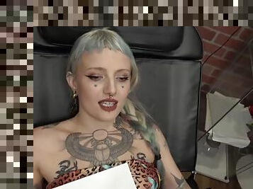 River Dawn Ink sucks cock after her new pussy tattoo