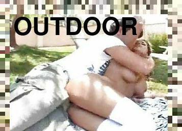 Horny anal outdoors followed by cumshot