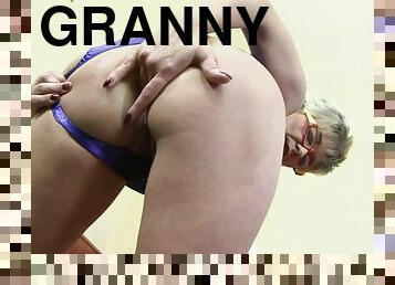 Granny with a huge sexual appetite toyed and fucked in the ass