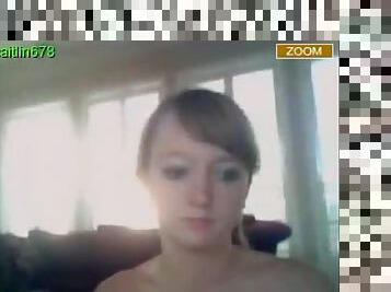 Pretty eyes on this sexy teen on webcam