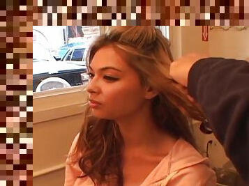 Getting To Know Hot Pornstar Tera Patrick in Her Hairstyling Session