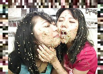 Subtitled extreme Japanese natto sploshing lesbians