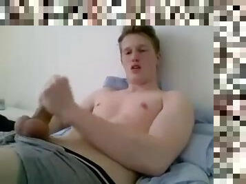 Guy 22 years from denmark jerk off big dick and cums (pridryxtube)