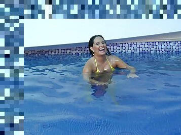 Brunette With Long Hair In Bikini Gets Hard fucked In Pool