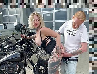 German amateur fucked in public by the biker