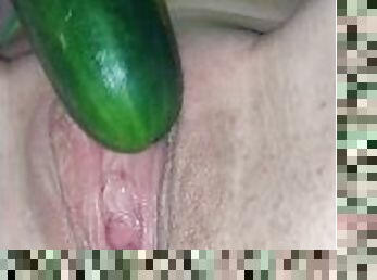 My Green Friend make me wet