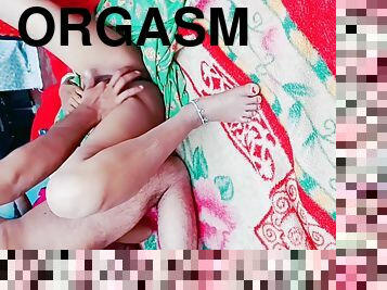Leg Shaking Squirting Orgasm Desi Bhabhi Ne Squirt Se Devar Ko Nehla Diya Chudai Ke Waqt Hindi Hd Video Sex