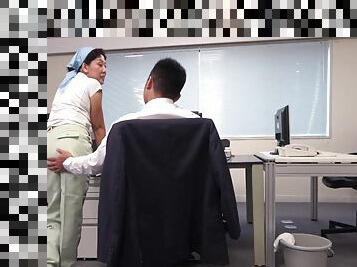 CD2302-Sexually harassing the cleaning lady in the office alone and having her suck the cock